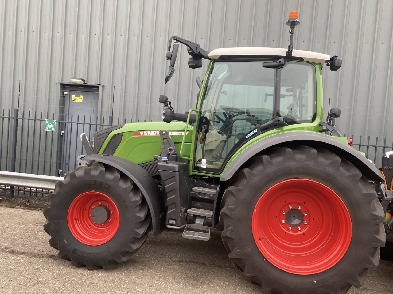 Traktor tip Fendt 311 Gen4 Power, Gebrauchtmaschine in Benthuizen (Poză 6)