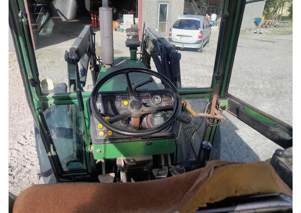 Traktor van het type Fendt 311 LSA Turbomatic med stoll læsser, Gebrauchtmaschine in Vildbjerg (Foto 4)