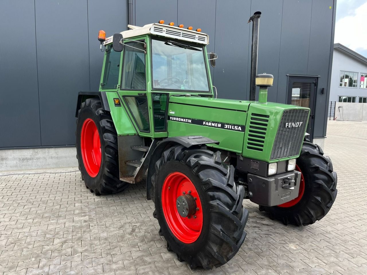 Traktor del tipo Fendt 311 Lsa, Gebrauchtmaschine en Daarle (Imagen 3)