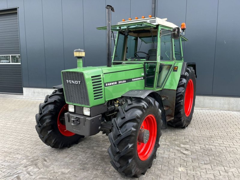 Traktor des Typs Fendt 311 Lsa, Gebrauchtmaschine in Daarle