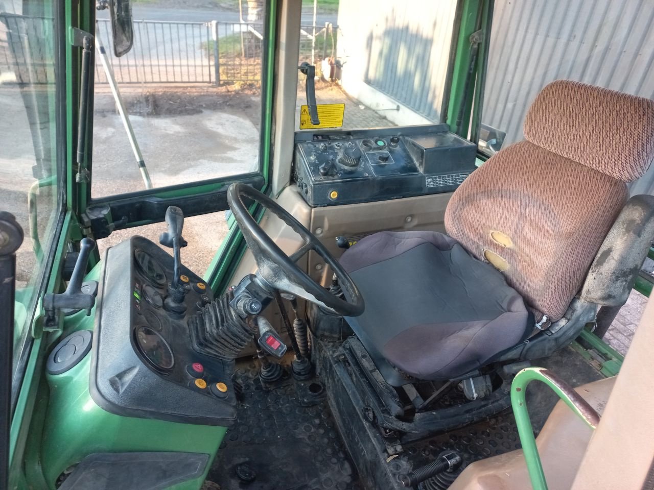 Traktor del tipo Fendt 311 lsa, Gebrauchtmaschine en Daarle (Imagen 6)