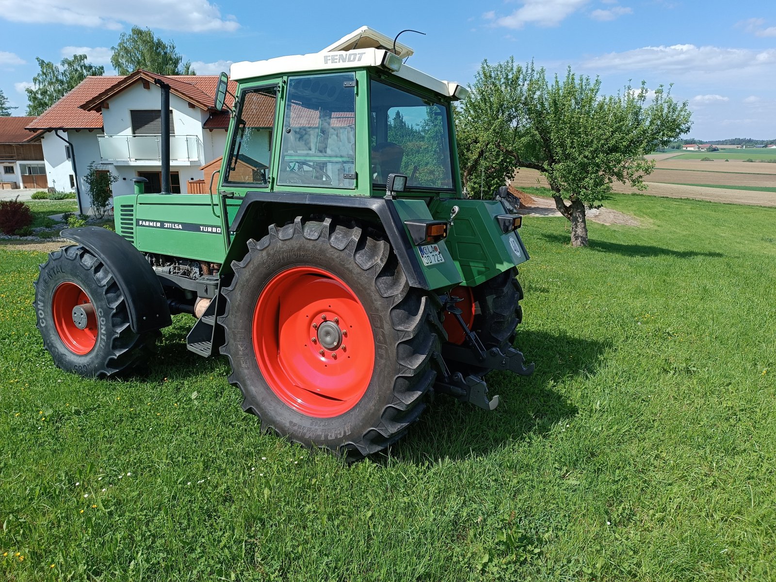 Traktor типа Fendt 311 LSA, Gebrauchtmaschine в Wurmsham (Фотография 2)