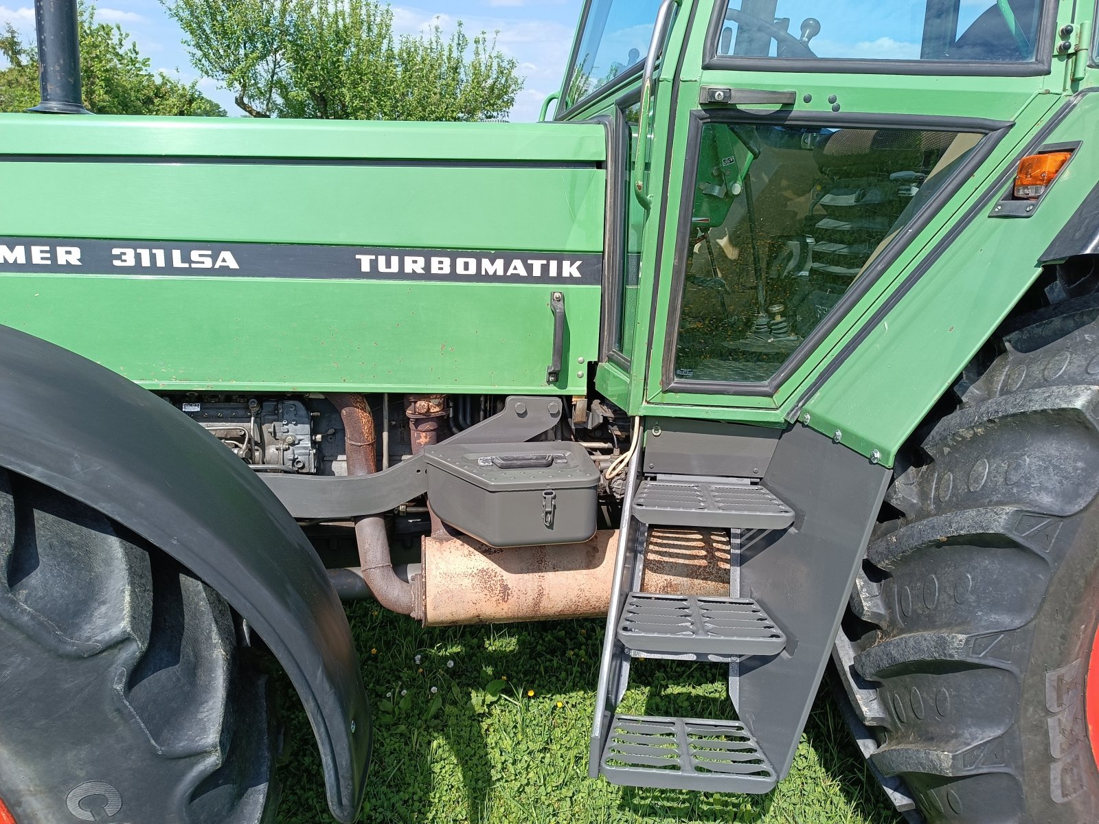 Traktor типа Fendt 311 LSA, Gebrauchtmaschine в Wurmsham (Фотография 5)