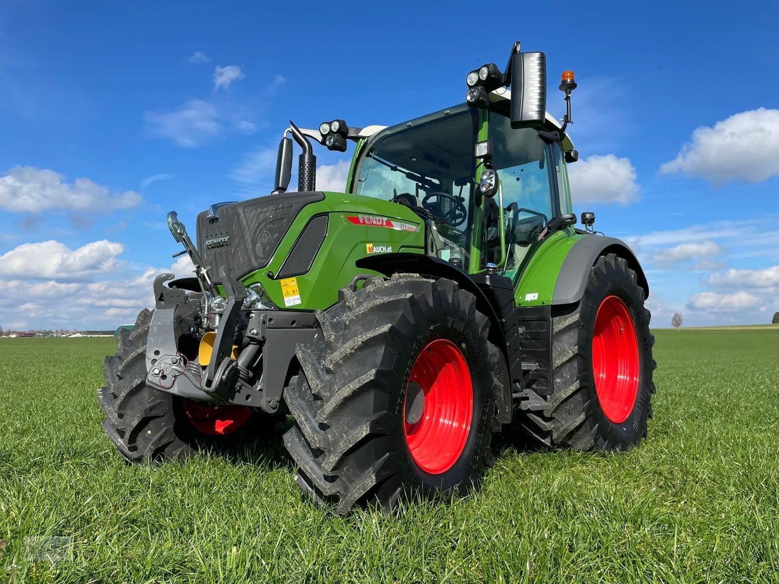 Traktor van het type Fendt 311 Vario Profi+, Gebrauchtmaschine in Burgkirchen (Foto 2)