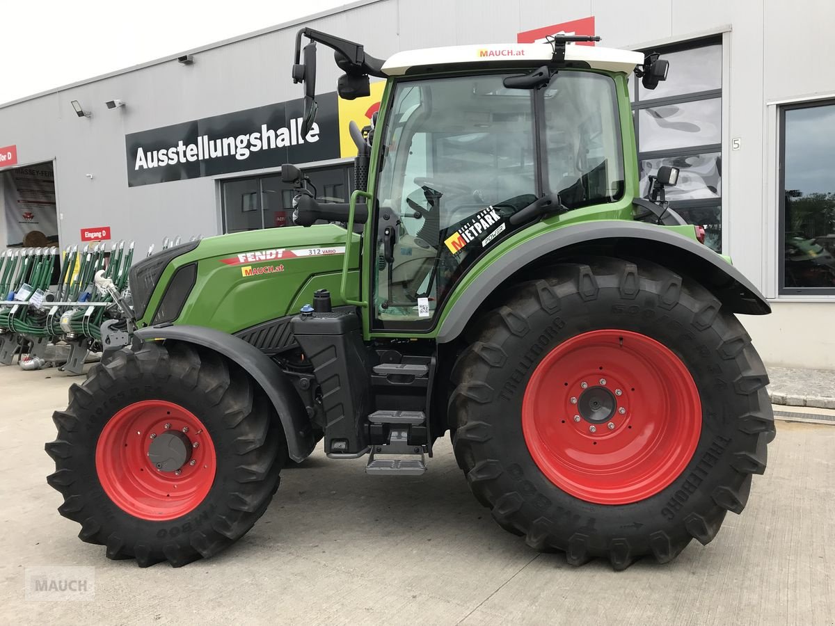 Traktor des Typs Fendt 312 Vario Gen4/ Power Setting 2, Neumaschine in Burgkirchen (Bild 2)