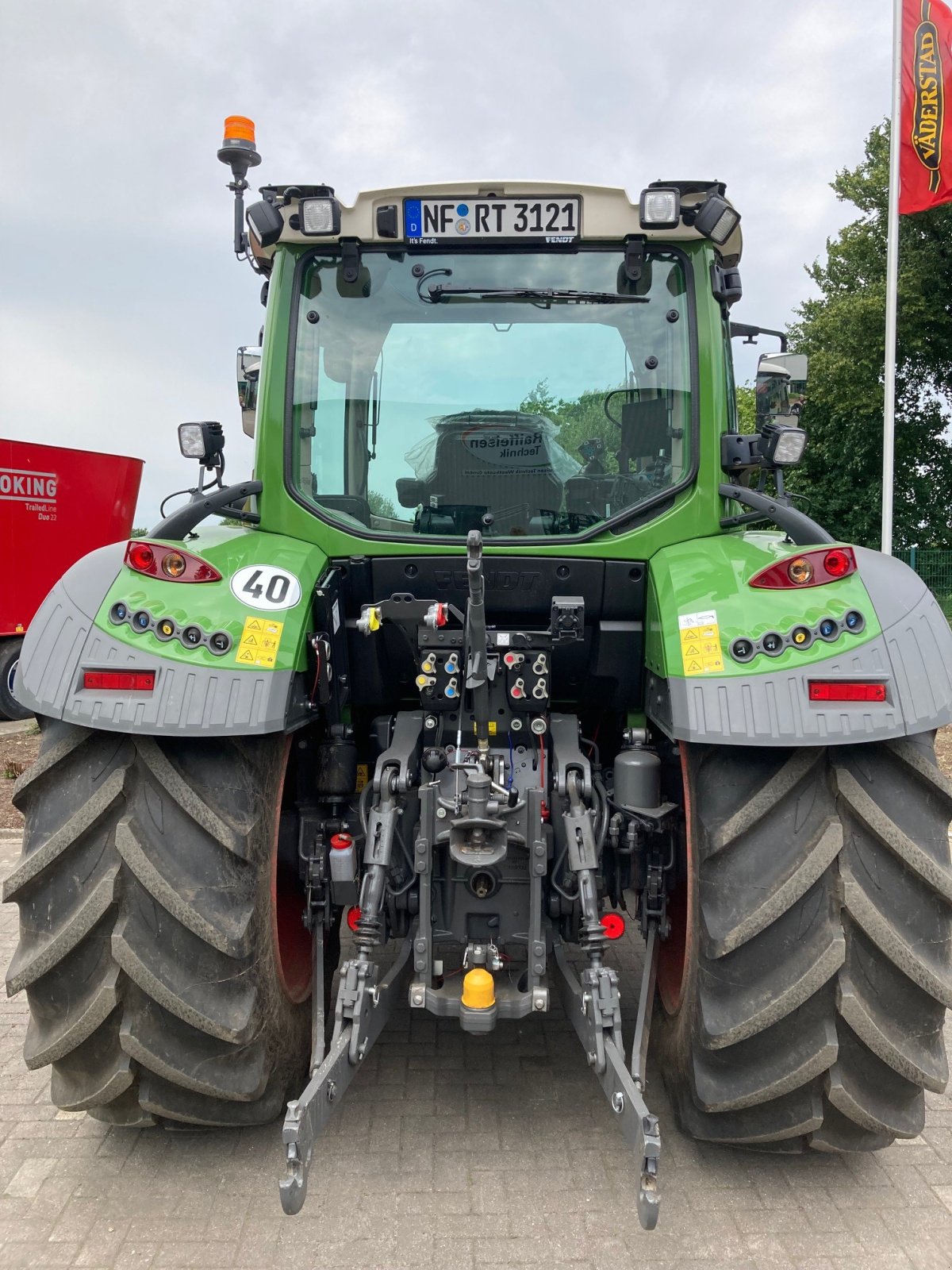 Traktor van het type Fendt 312 Vario Gen4 Profi+, Gebrauchtmaschine in Itzehoe (Foto 3)