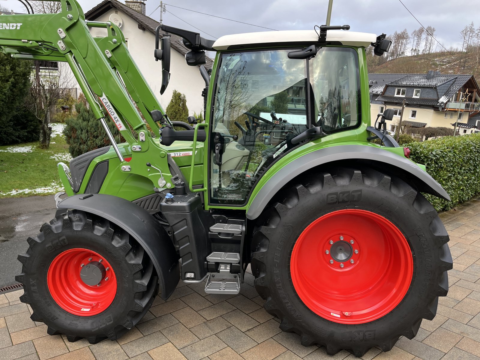 Traktor типа Fendt 312 Vario Power, Gebrauchtmaschine в Freudenberg (Фотография 8)