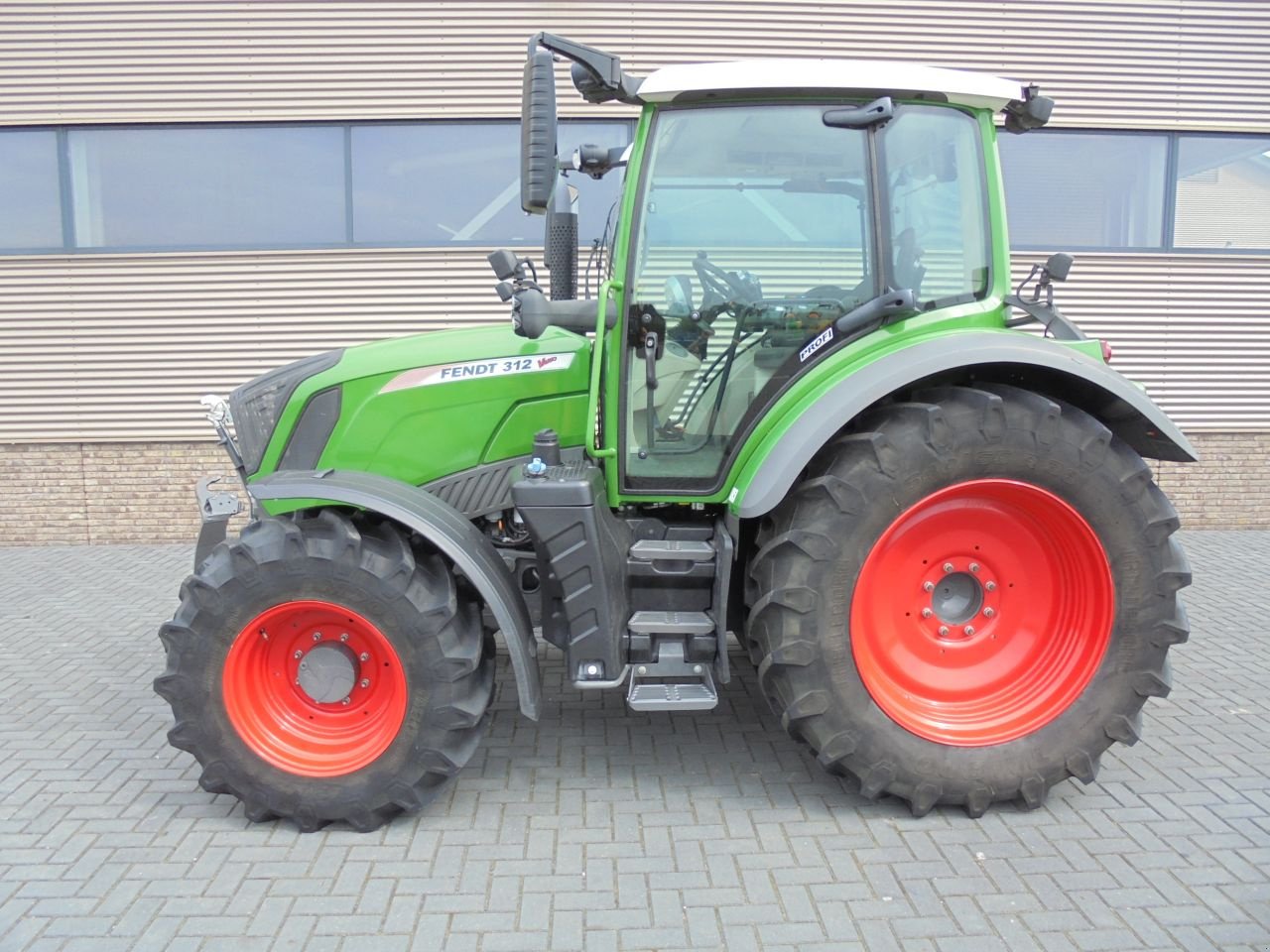 Traktor типа Fendt 312 vario profi 313/314, Gebrauchtmaschine в Houten (Фотография 2)