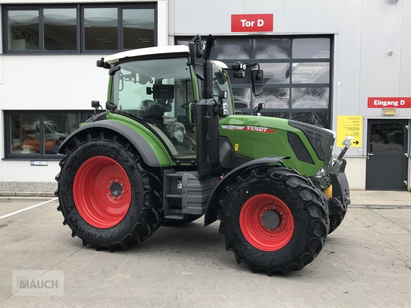 Traktor van het type Fendt 312 Vario Profi, Neumaschine in Burgkirchen (Foto 1)