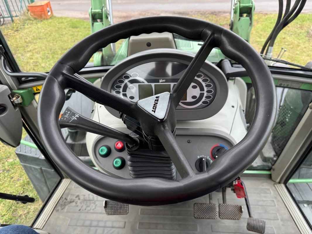 Traktor of the type Fendt 312 Vario TMS, Gebrauchtmaschine in Liebenwalde (Picture 9)