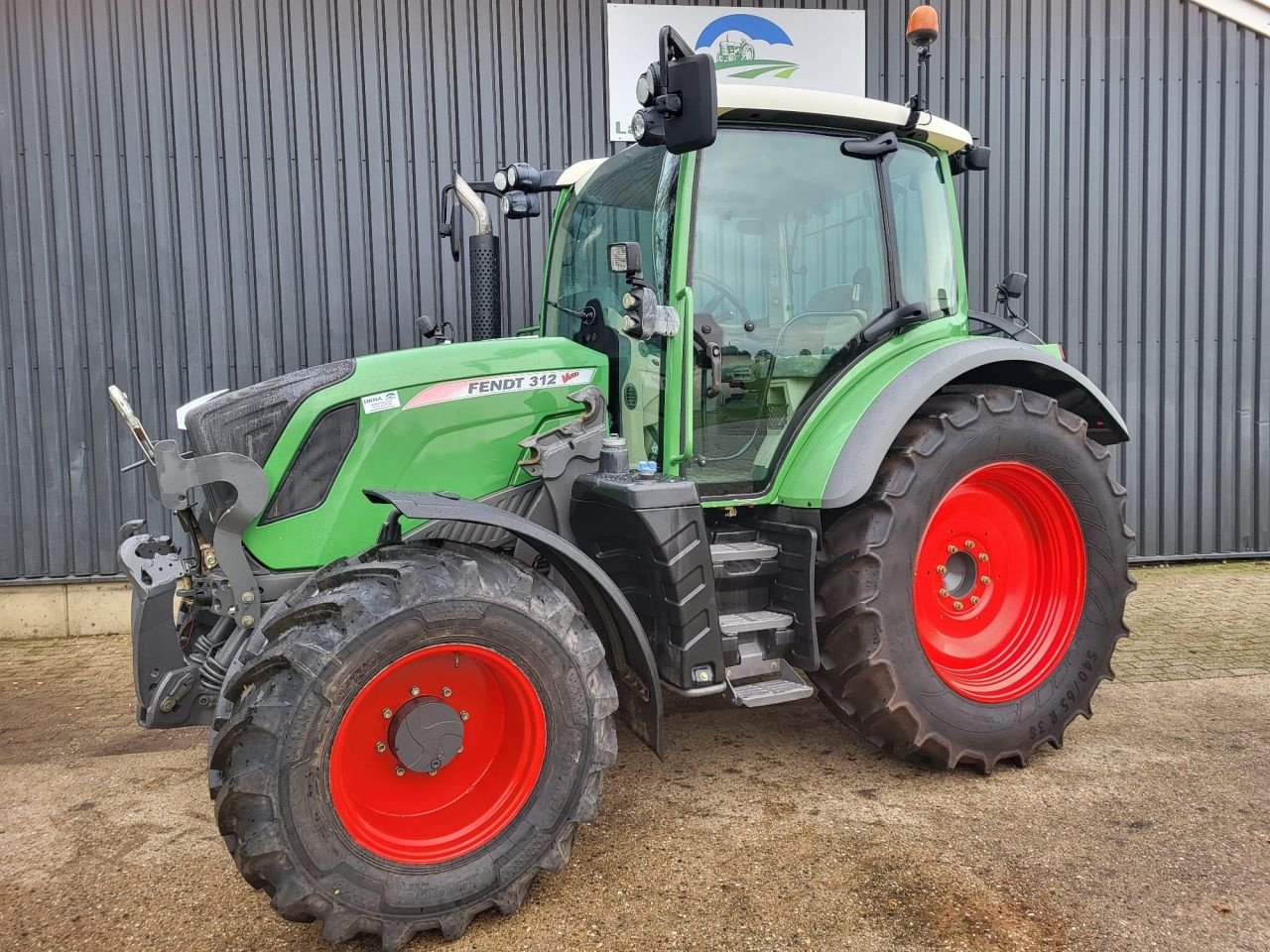 Traktor des Typs Fendt 312 vario, Gebrauchtmaschine in Daarle (Bild 2)