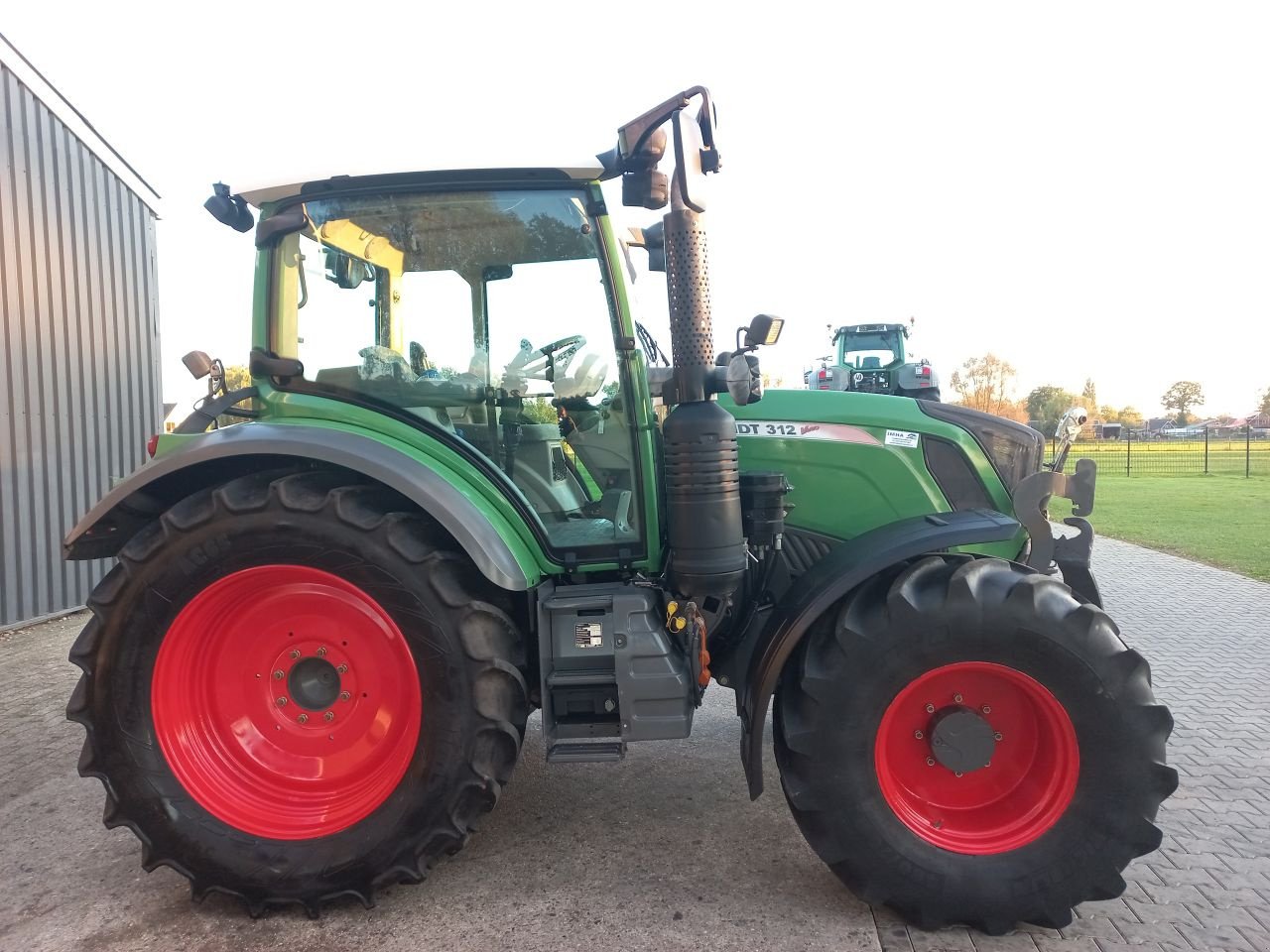 Traktor des Typs Fendt 312 vario, Gebrauchtmaschine in Daarle (Bild 4)