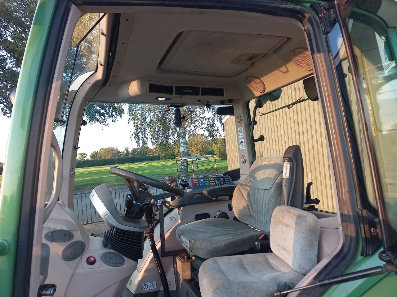 Traktor typu Fendt 312 vario, Gebrauchtmaschine w Daarle (Zdjęcie 9)