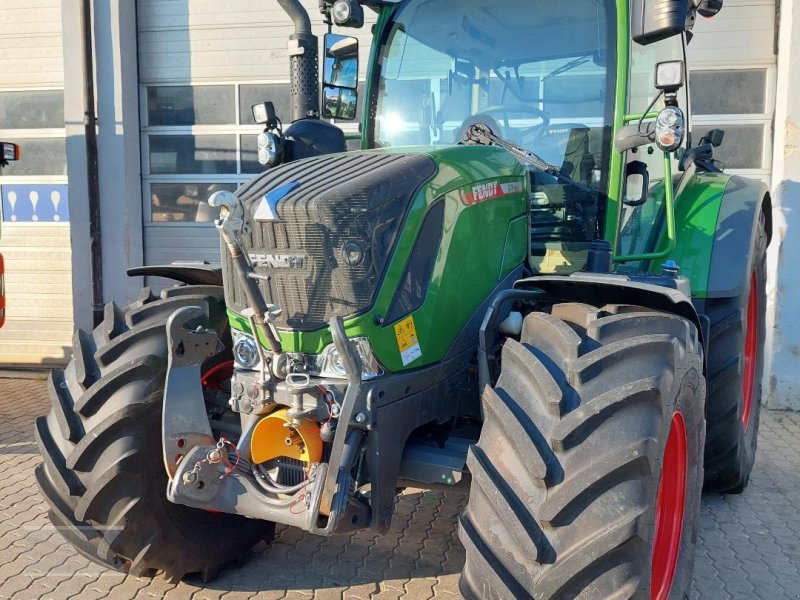 Traktor типа Fendt 313 Vario GEN4 Profi Plus SETT.2, Gebrauchtmaschine в Kleinlangheim - Atzhausen (Фотография 1)