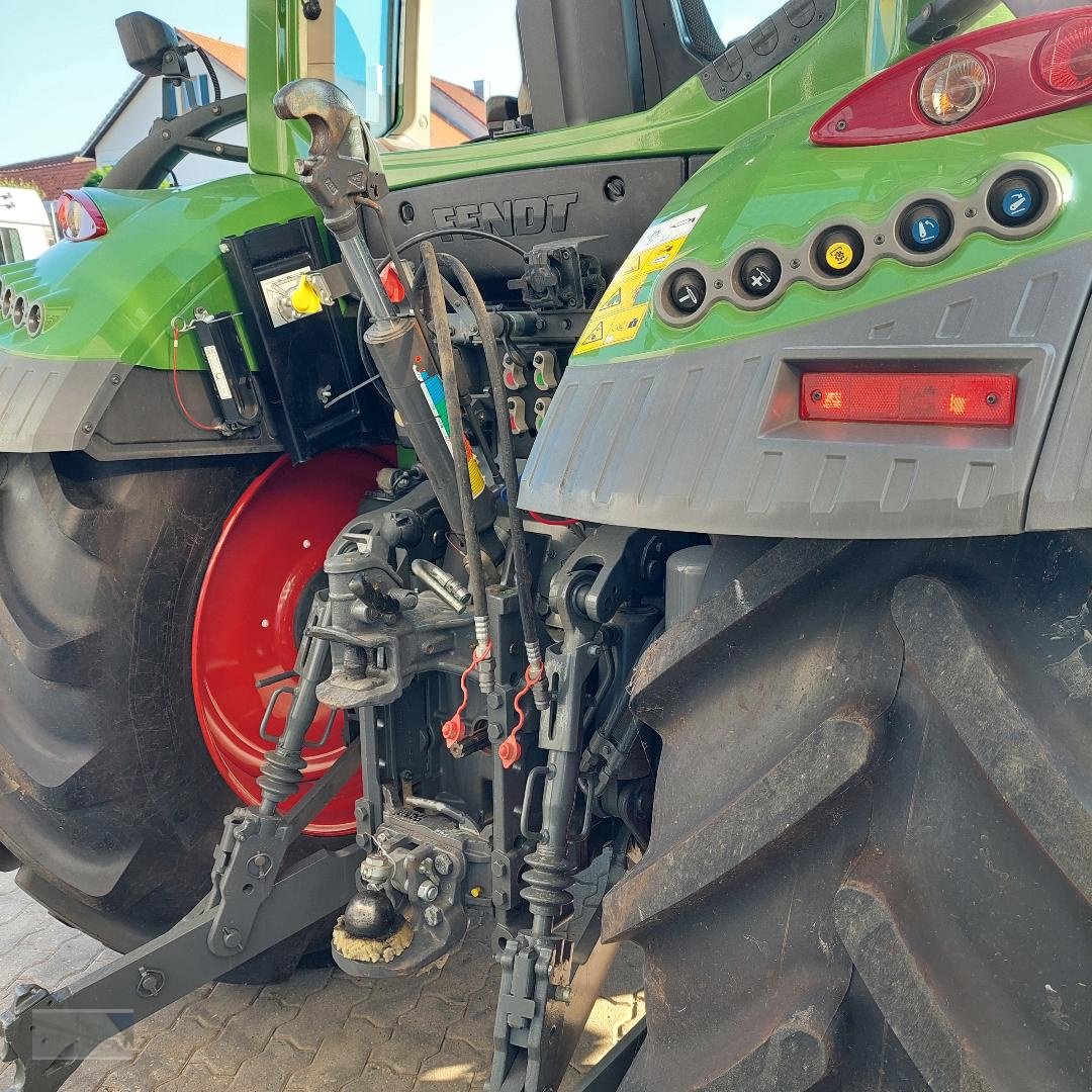 Traktor типа Fendt 313 Vario GEN4 Profi Plus SETT.2, Gebrauchtmaschine в Kleinlangheim - Atzhausen (Фотография 6)