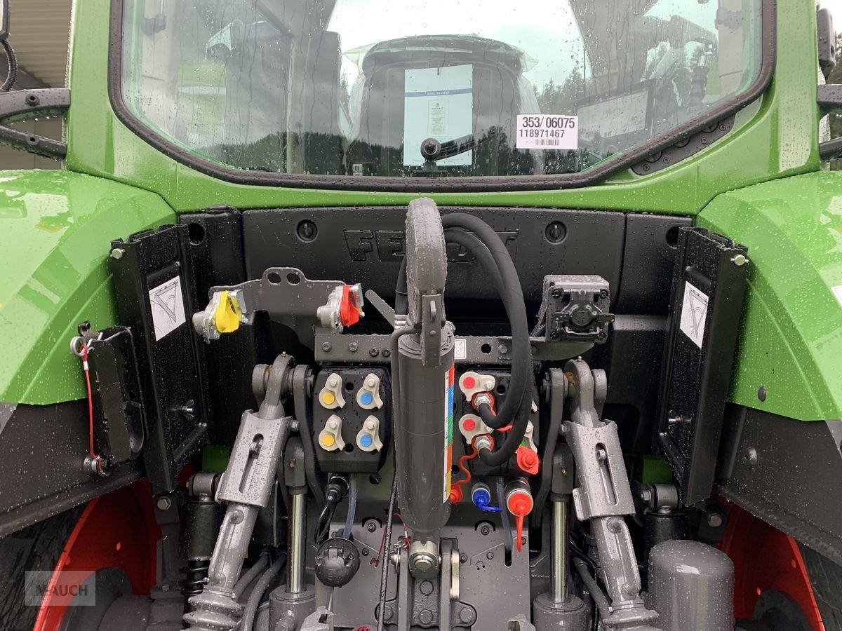 Traktor des Typs Fendt 313 Vario Gen4 Profi Setting 2, Neumaschine in Eben (Bild 8)