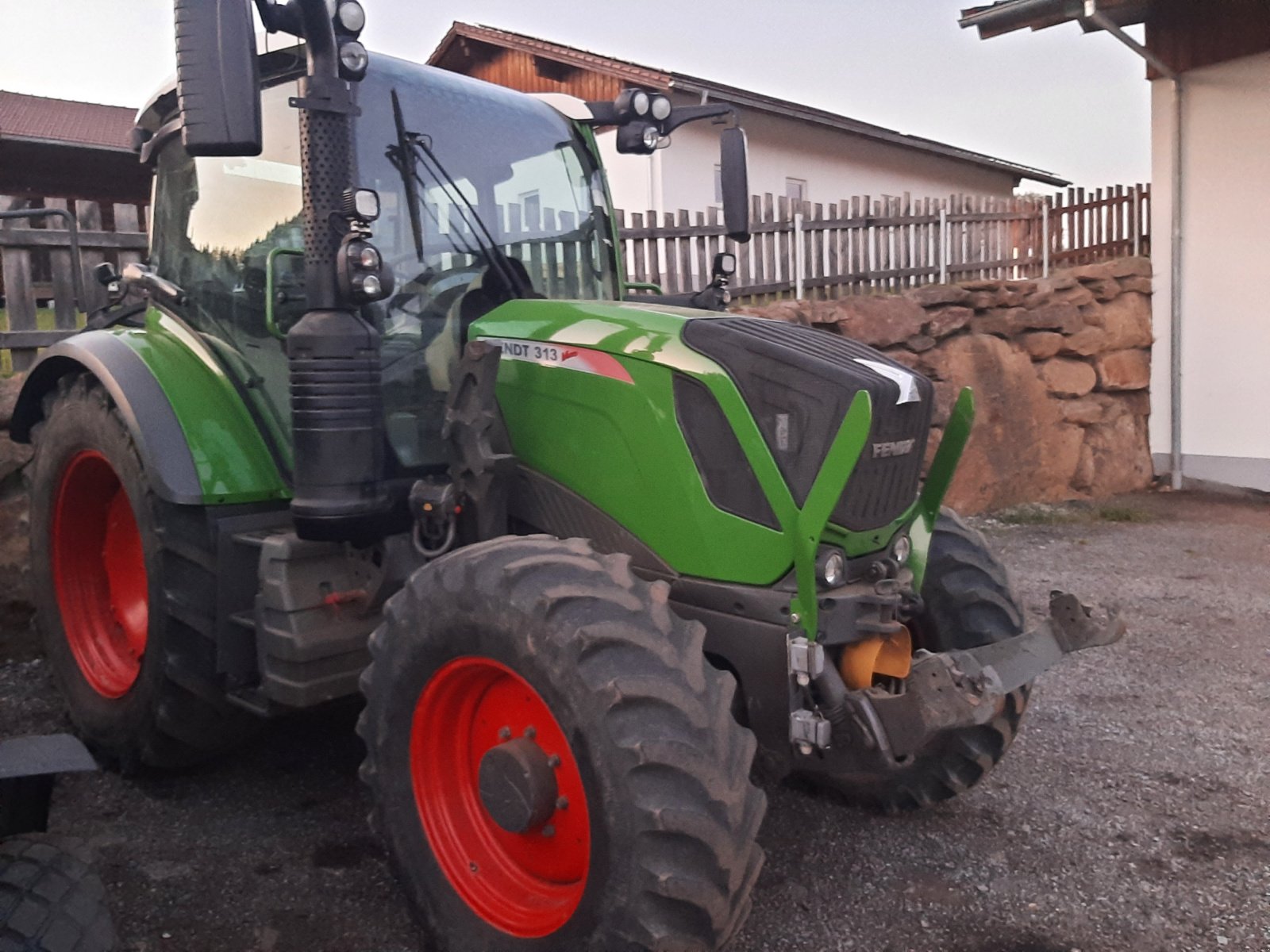 Traktor van het type Fendt 313 Vario Profi, Gebrauchtmaschine in Böbrach (Foto 1)