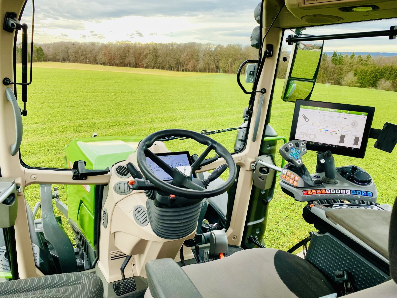 Traktor del tipo Fendt 313 Vario Profi, Gebrauchtmaschine In Herrsching (Immagine 15)