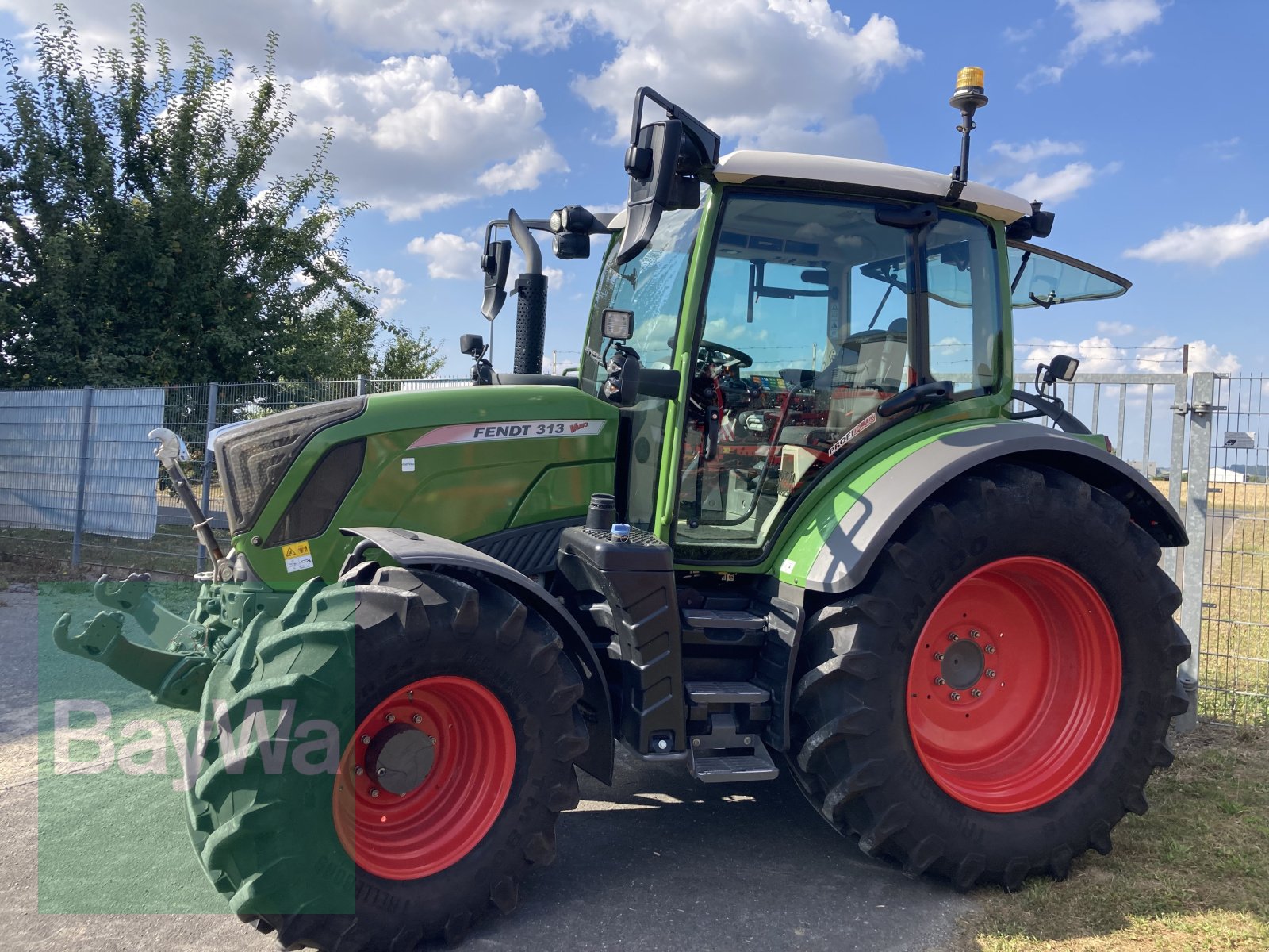 Traktor Türe ait Fendt 313 Vario ProfiPlus, Gebrauchtmaschine içinde Giebelstadt (resim 2)