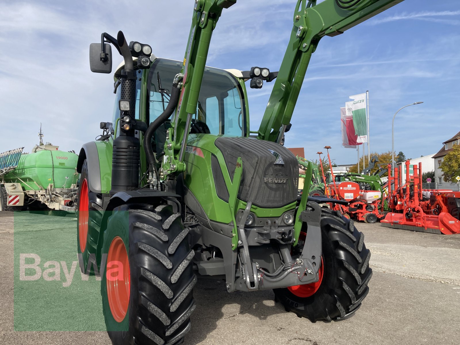 Traktor des Typs Fendt 313 Vario S4 Power, Gebrauchtmaschine in Dinkelsbühl (Bild 2)