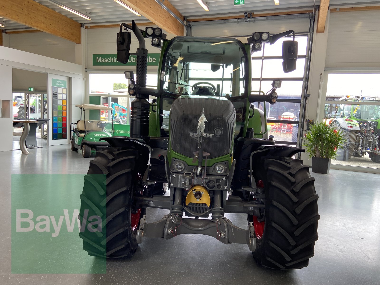 Traktor des Typs Fendt 313 Vario S4 Power, Gebrauchtmaschine in Bamberg (Bild 4)