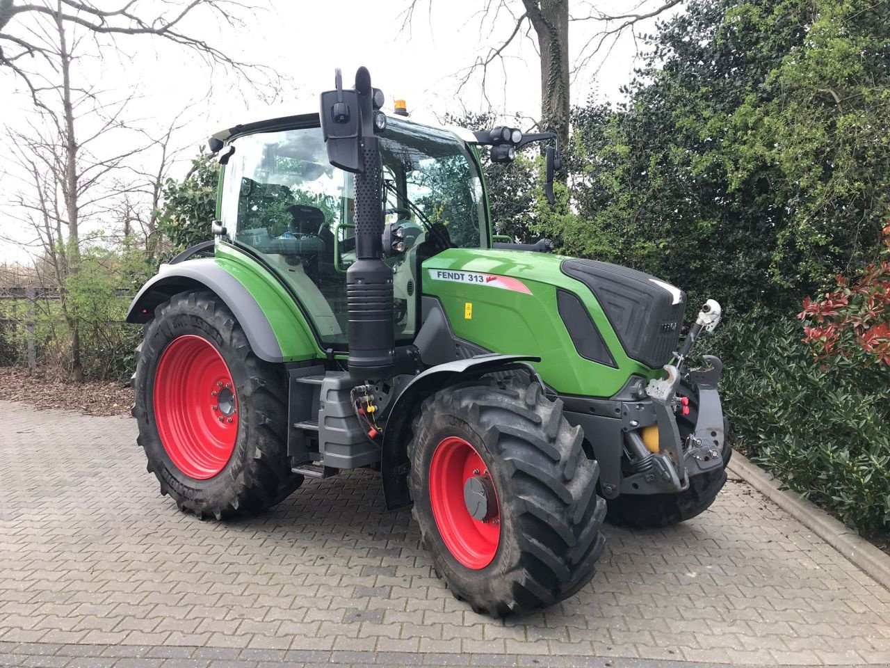 Traktor van het type Fendt 313 Vario S4 Power, Gebrauchtmaschine in Achterveld (Foto 2)