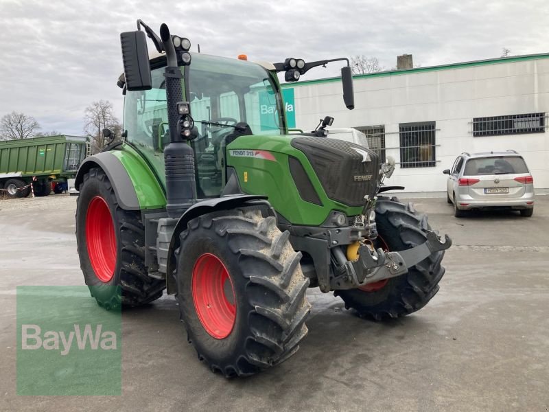 Traktor типа Fendt 313 VARIO S4 PROFI PLUS, Gebrauchtmaschine в Straubing (Фотография 1)