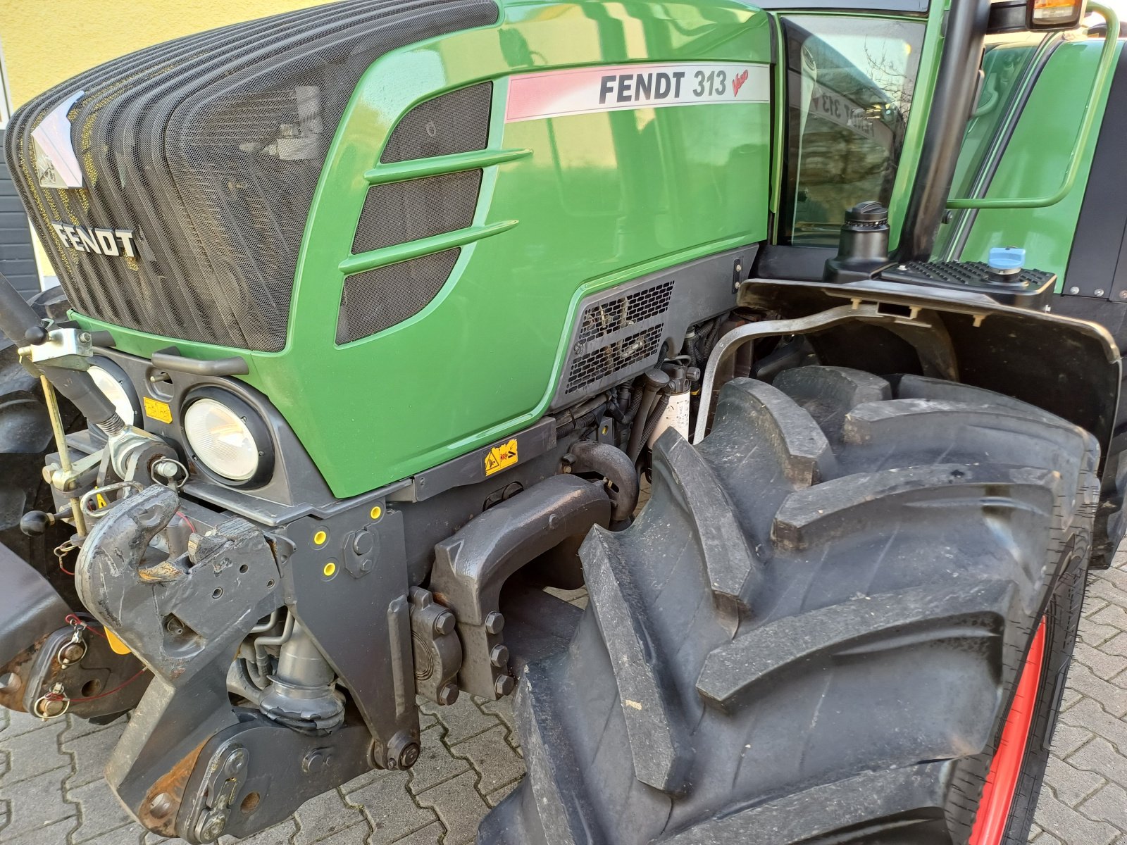 Traktor tipa Fendt 313 Vario SCR Frontzapfwelle sehr gepflegt 309 310 311 312, Gebrauchtmaschine u Tirschenreuth (Slika 11)