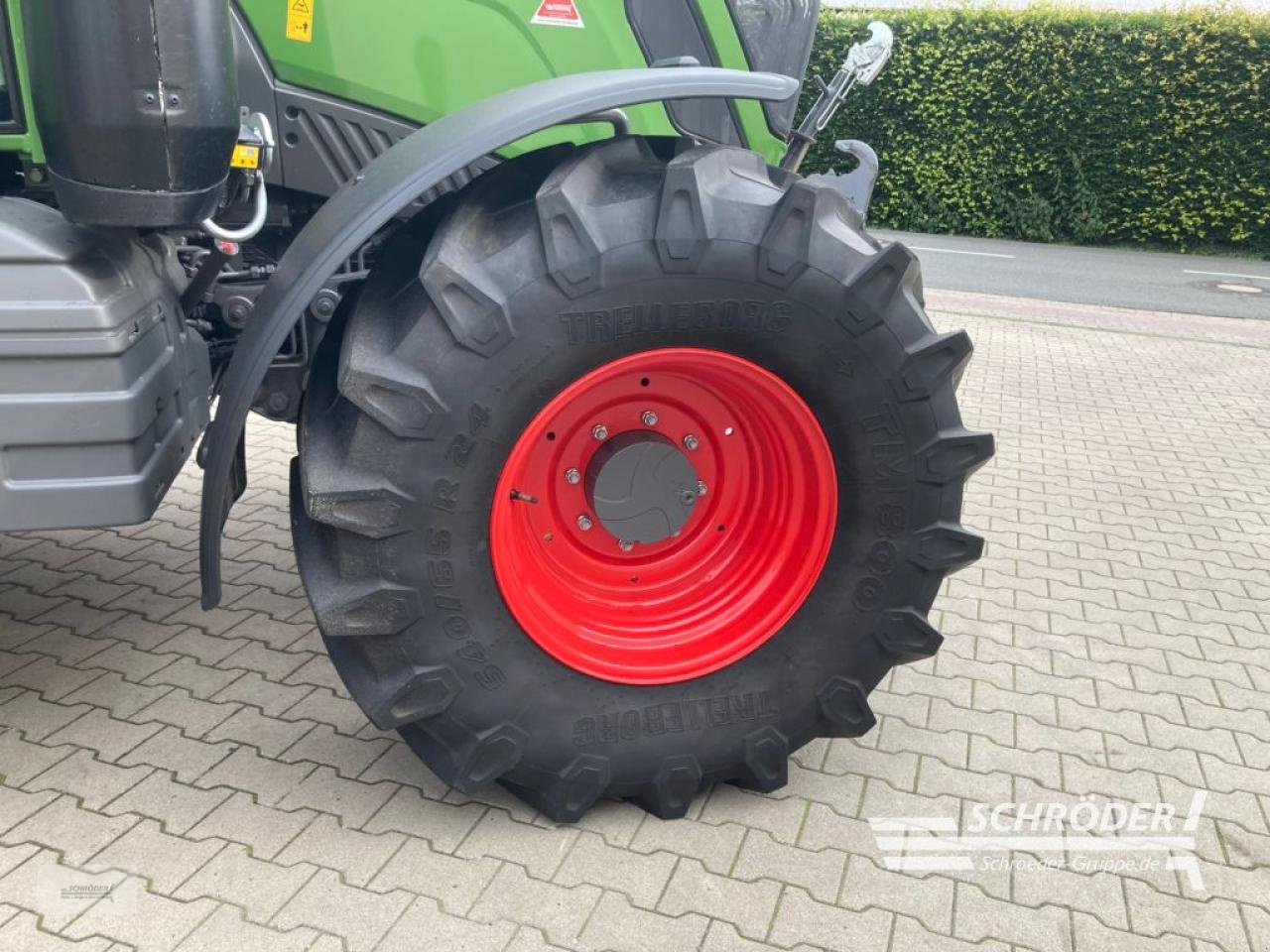 Traktor van het type Fendt 314 VARIO GEN4 PROFI PLUS, Neumaschine in Wildeshausen (Foto 12)