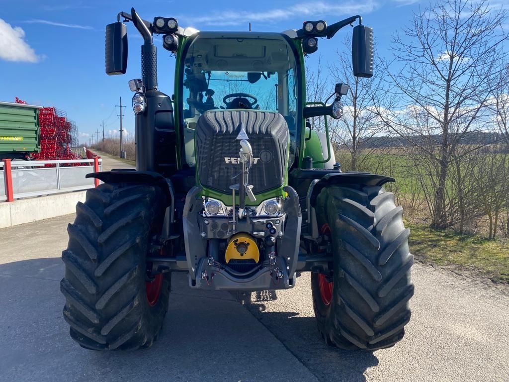 Traktor of the type Fendt 314 Vario GEN4, Vorführmaschine in Starrein (Picture 4)