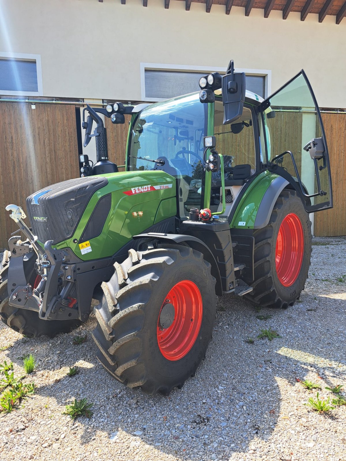 Traktor tipa Fendt 314 Vario, Neumaschine u Wittelshofen (Slika 23)