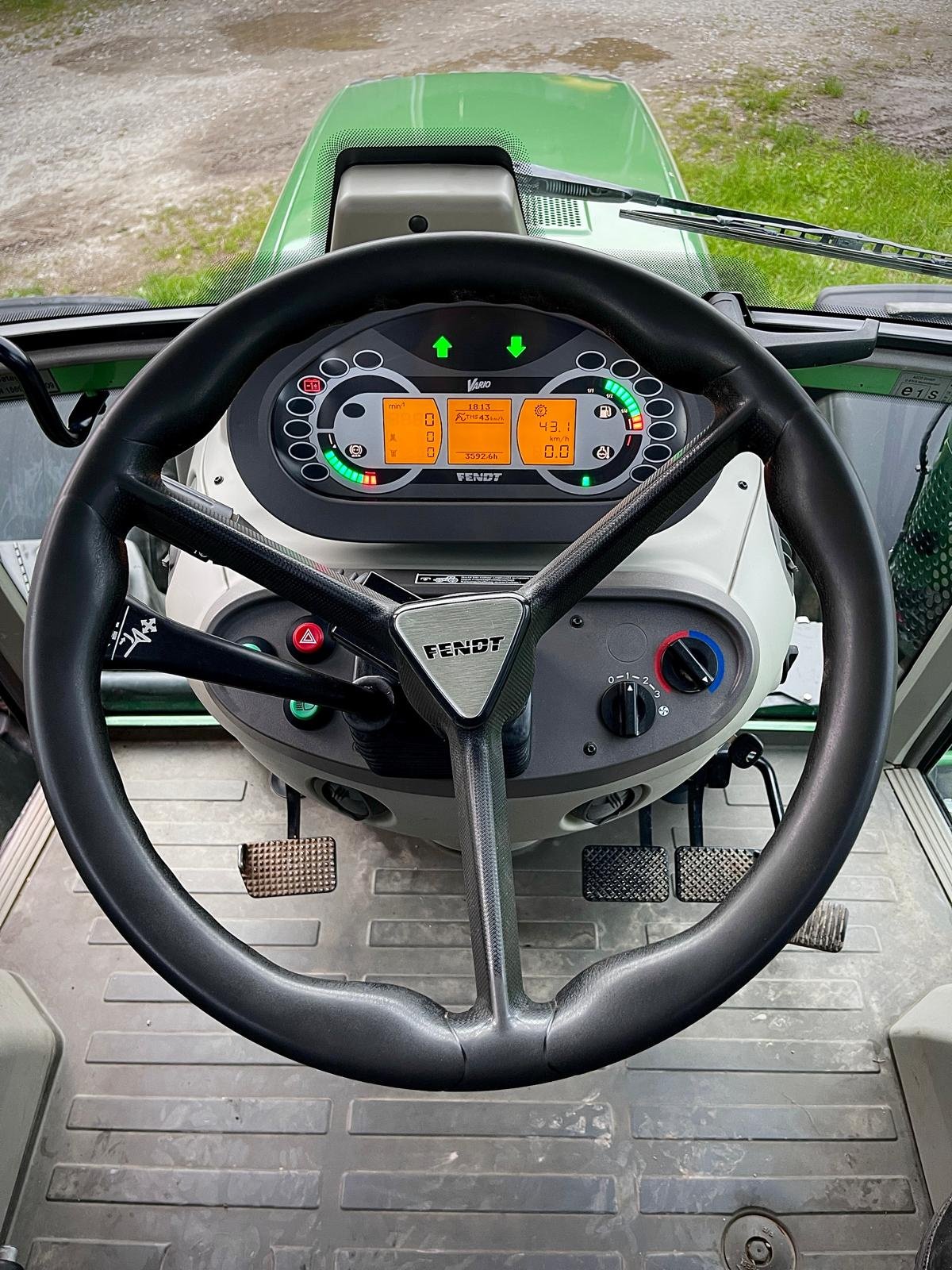 Traktor типа Fendt 31O Vario SCR, Gebrauchtmaschine в Hiltenfingen (Фотография 6)