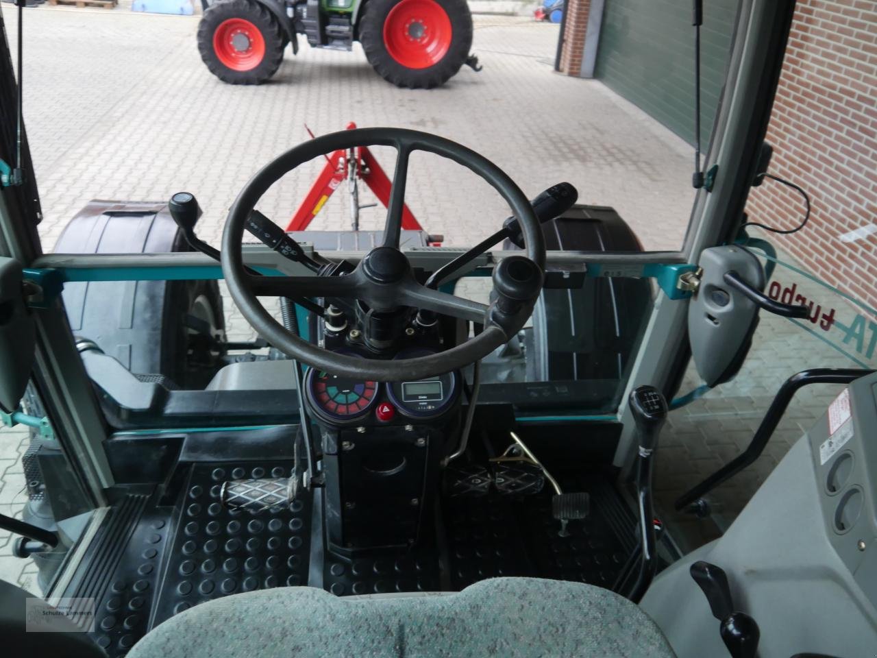 Traktor от тип Fendt 380 GTA Turbo FZW Klima nur 6200 Std., Gebrauchtmaschine в Borken (Снимка 20)