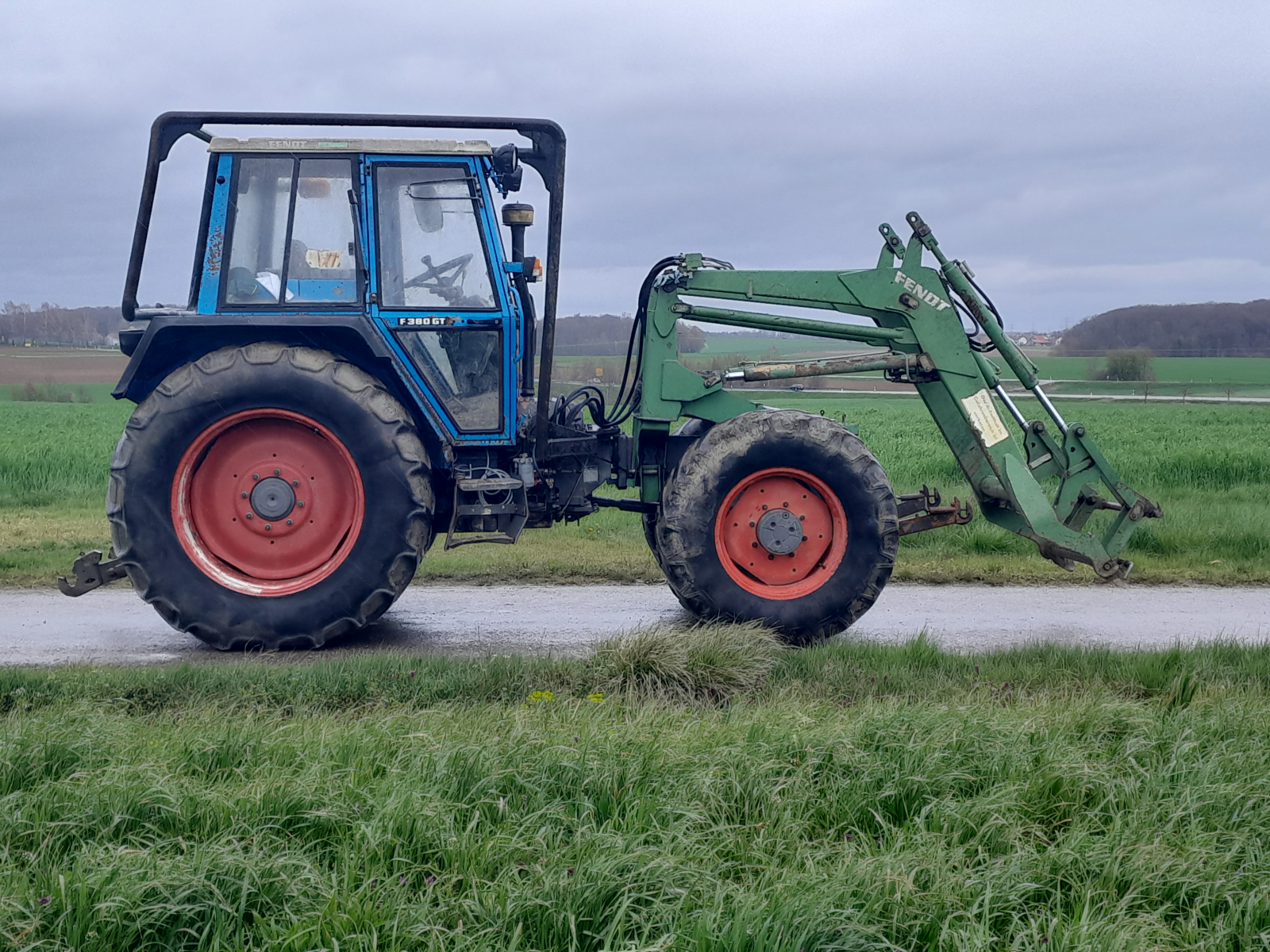 Traktor van het type Fendt 380 GTA, Gebrauchtmaschine in kupferzell  (Foto 4)