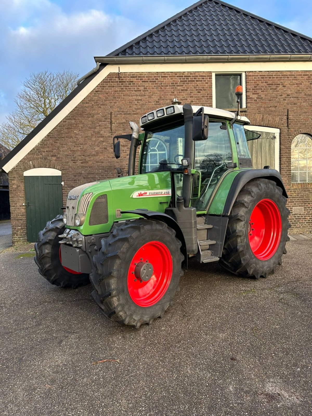 Traktor of the type Fendt 410 Vario, Gebrauchtmaschine in zwolle (Picture 1)