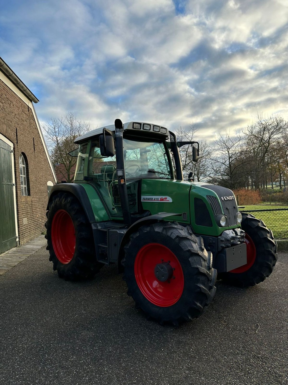 Traktor of the type Fendt 410 Vario, Gebrauchtmaschine in zwolle (Picture 2)