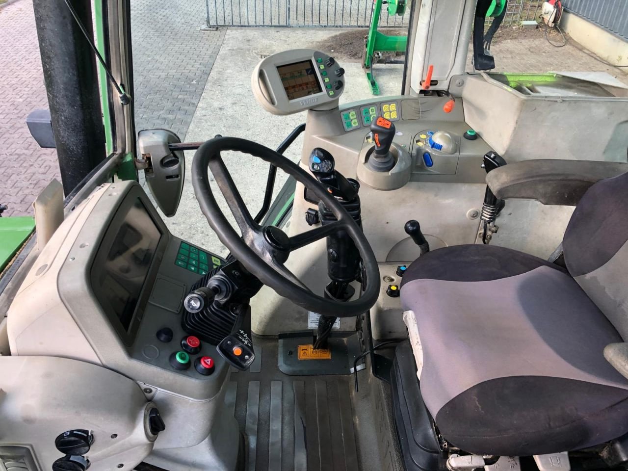 Traktor a típus Fendt 410 vario, Gebrauchtmaschine ekkor: Daarle (Kép 9)