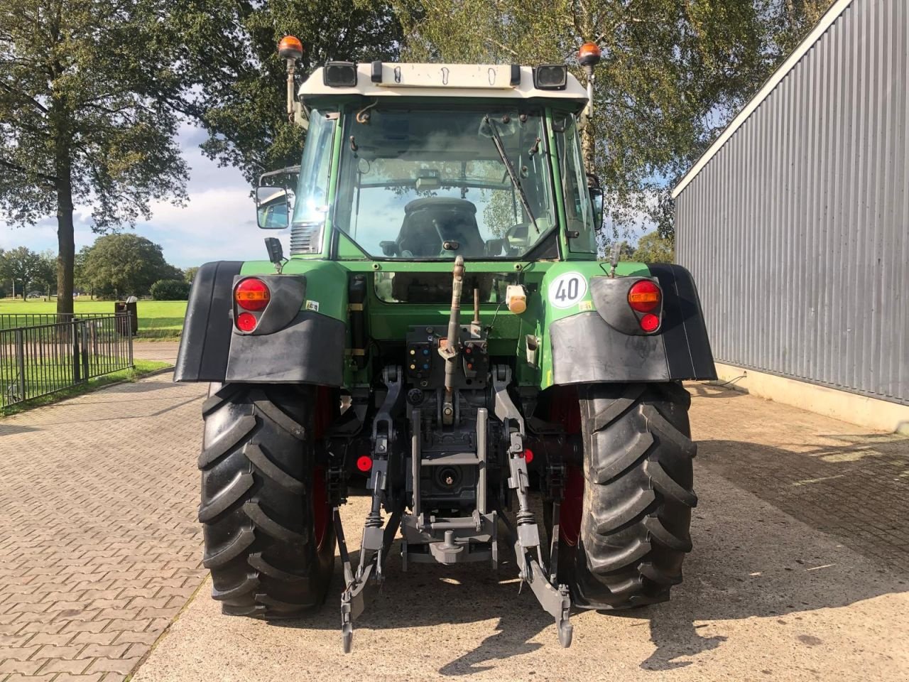 Traktor des Typs Fendt 410 vario, Gebrauchtmaschine in Daarle (Bild 7)