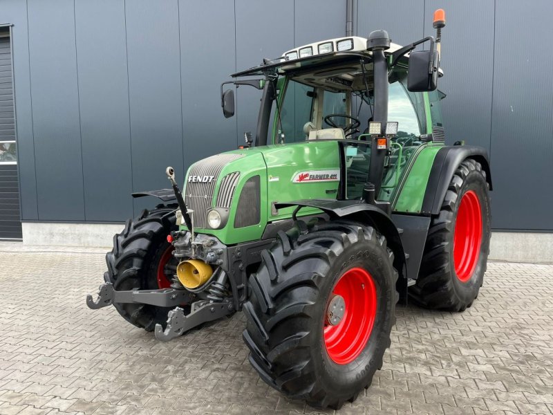 Traktor типа Fendt 411 Vario, Gebrauchtmaschine в Daarle