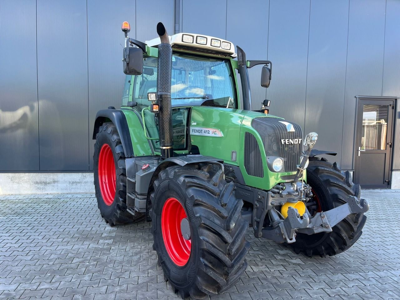 Traktor van het type Fendt 412 Vario Tms, Gebrauchtmaschine in Daarle (Foto 3)