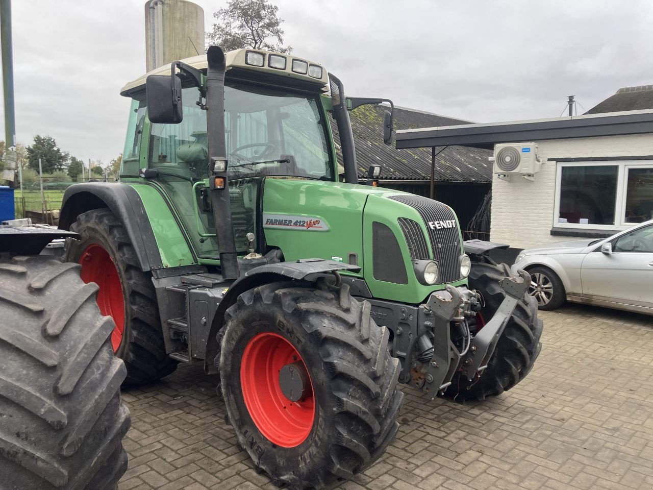 Traktor типа Fendt 412 vario, Gebrauchtmaschine в Wapenveld (Фотография 3)