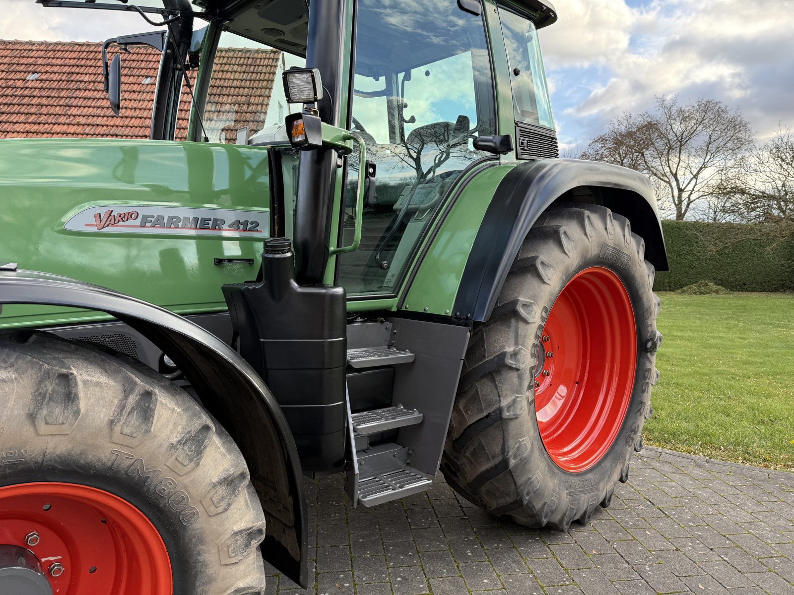 Traktor des Typs Fendt 412  Vario, Gebrauchtmaschine in Oberschleißheim (Bild 4)