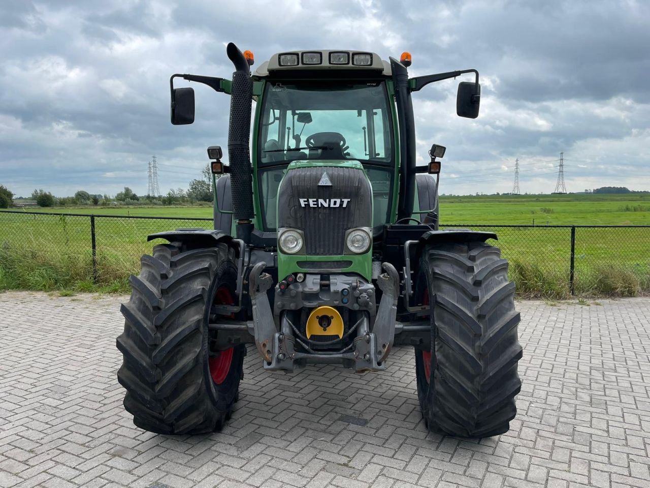 Traktor a típus Fendt 413 Vario tms, Gebrauchtmaschine ekkor: Wapenveld (Kép 1)