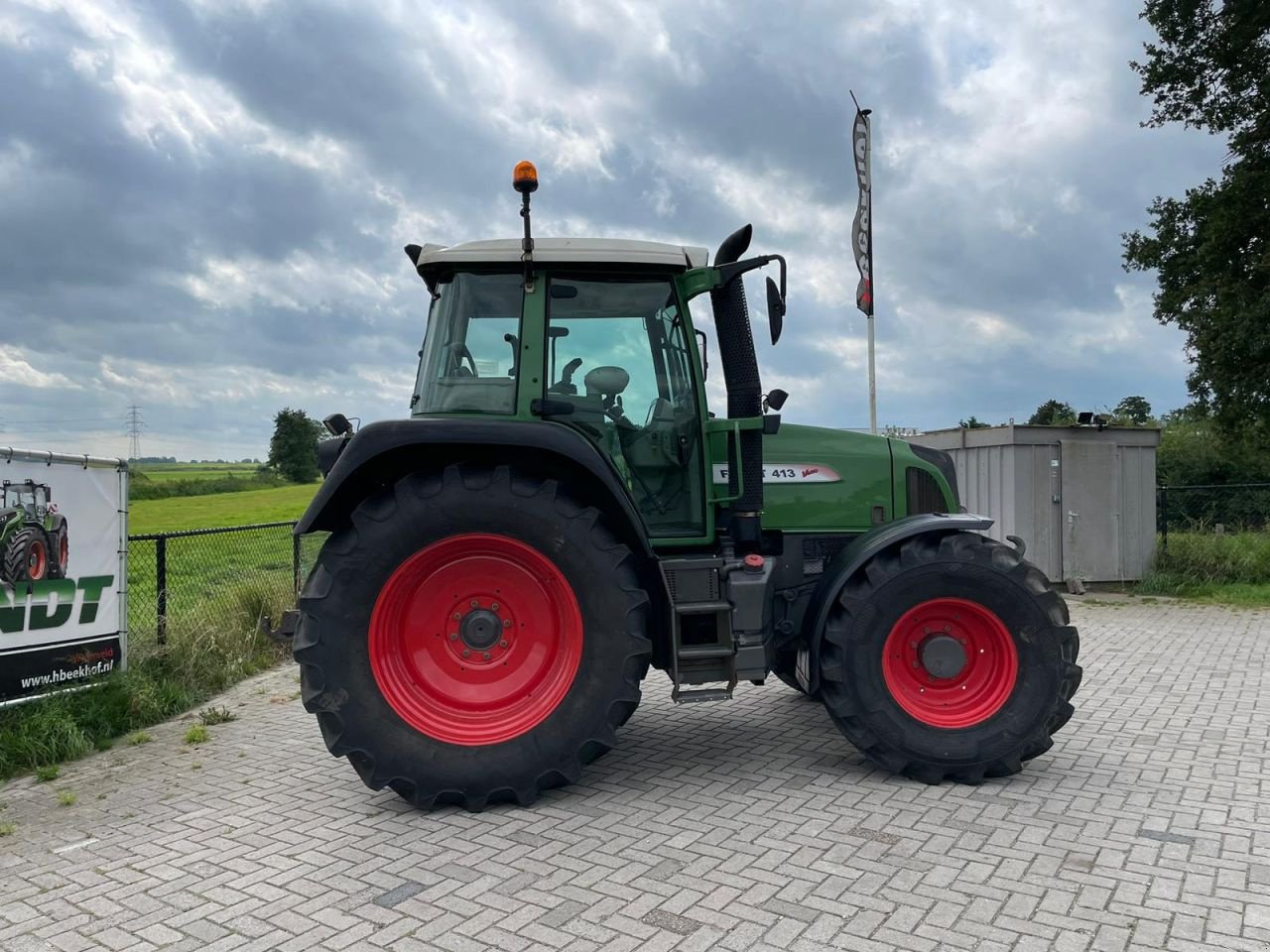 Traktor типа Fendt 413 Vario tms, Gebrauchtmaschine в Wapenveld (Фотография 9)