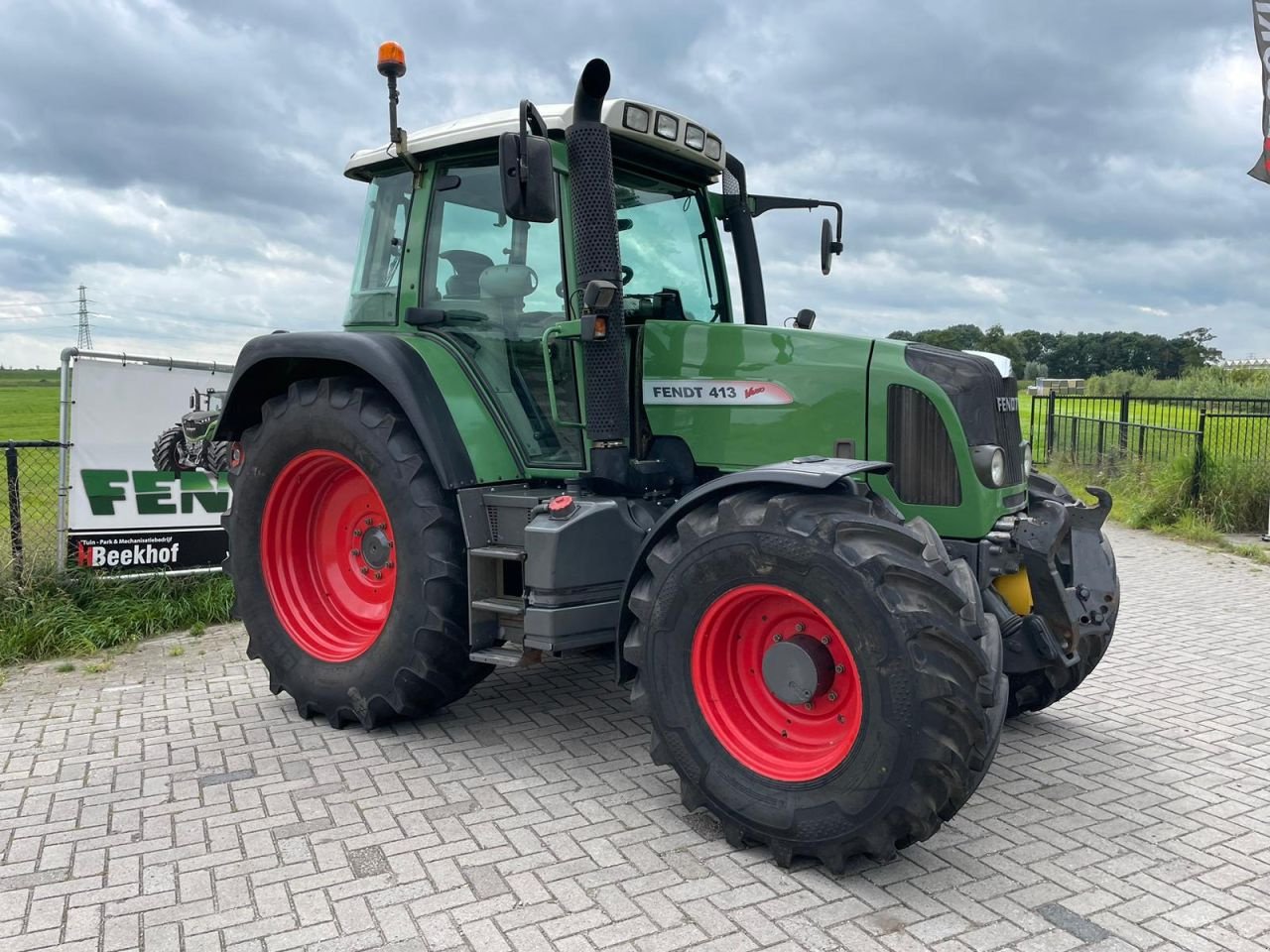 Traktor des Typs Fendt 413 Vario tms, Gebrauchtmaschine in Wapenveld (Bild 2)