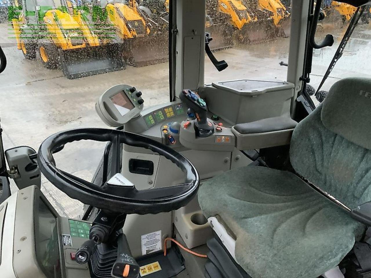 Traktor des Typs Fendt 415 tractor (st21520), Gebrauchtmaschine in SHAFTESBURY (Bild 21)