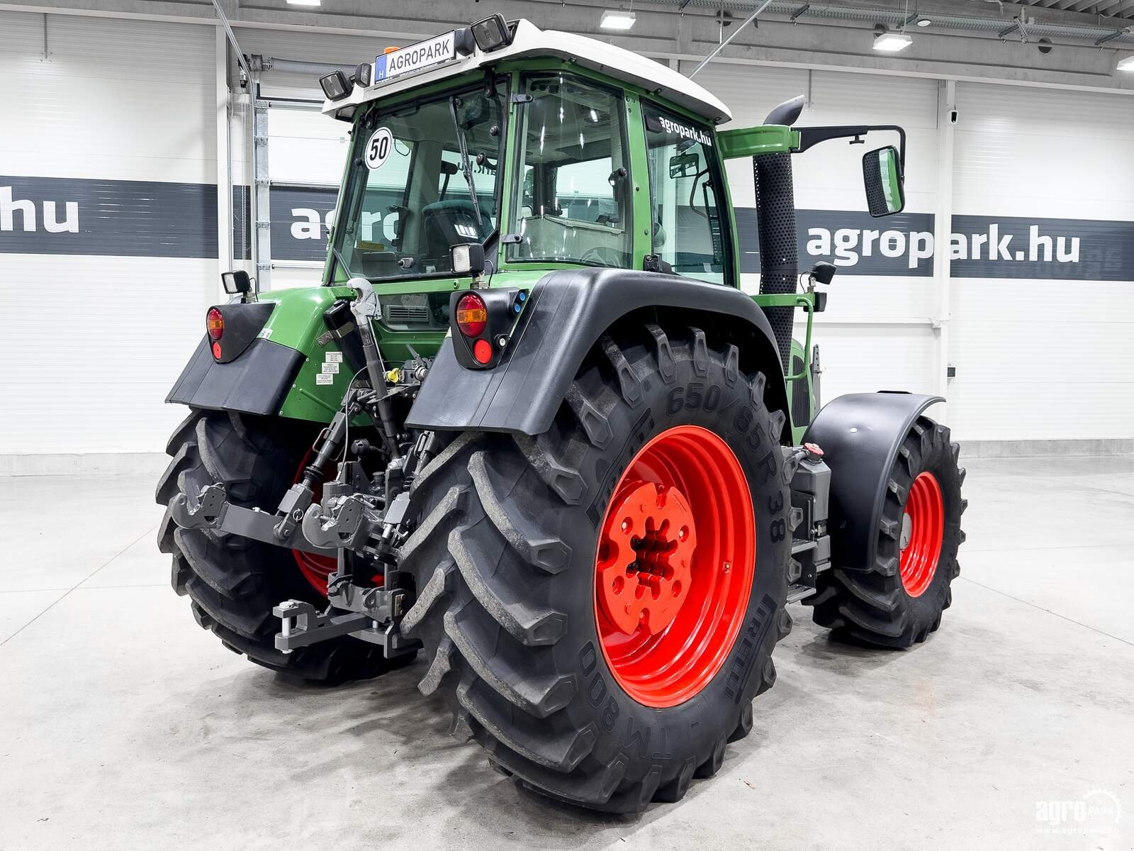 Traktor des Typs Fendt 415 Vario TMS, Gebrauchtmaschine in Csengele (Bild 4)