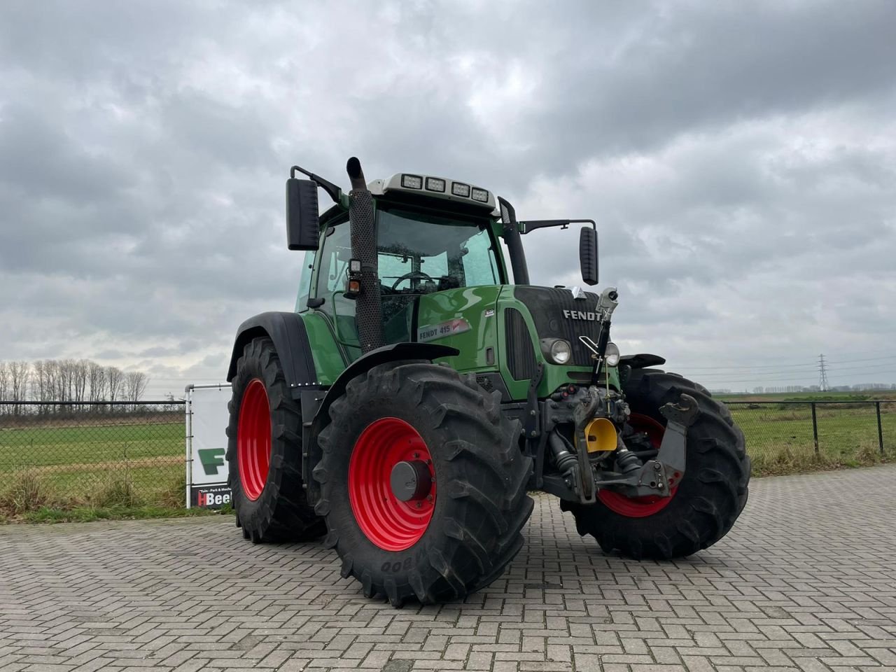 Traktor a típus Fendt 415 Vario tms, Gebrauchtmaschine ekkor: Wapenveld (Kép 1)