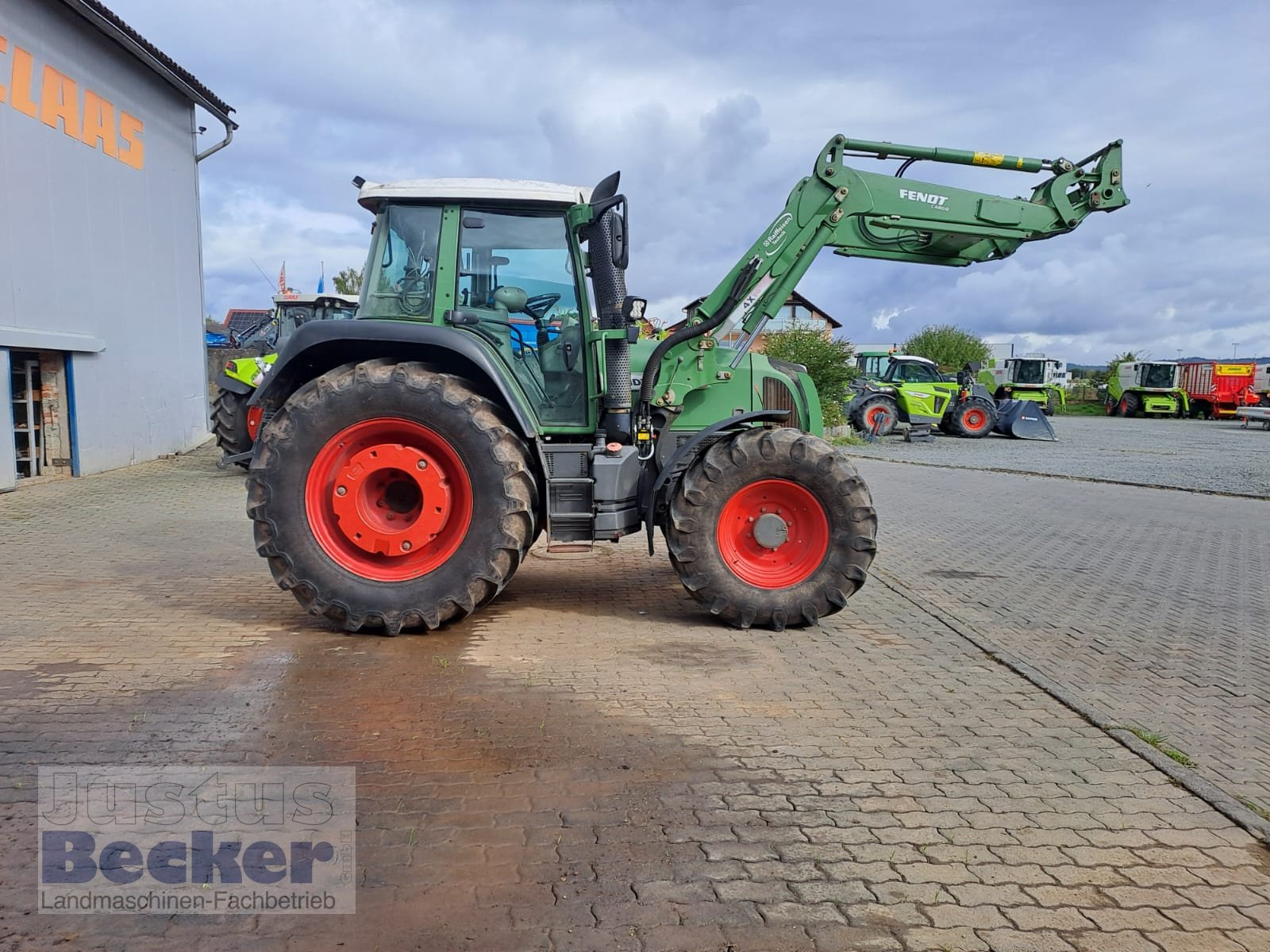 Traktor des Typs Fendt 415 Vario TMS, Gebrauchtmaschine in Weimar-Niederwalgern (Bild 3)