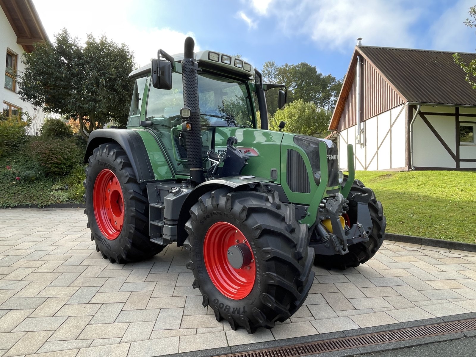 Traktor типа Fendt 415 Vario TMS, Gebrauchtmaschine в Freudenberg (Фотография 2)